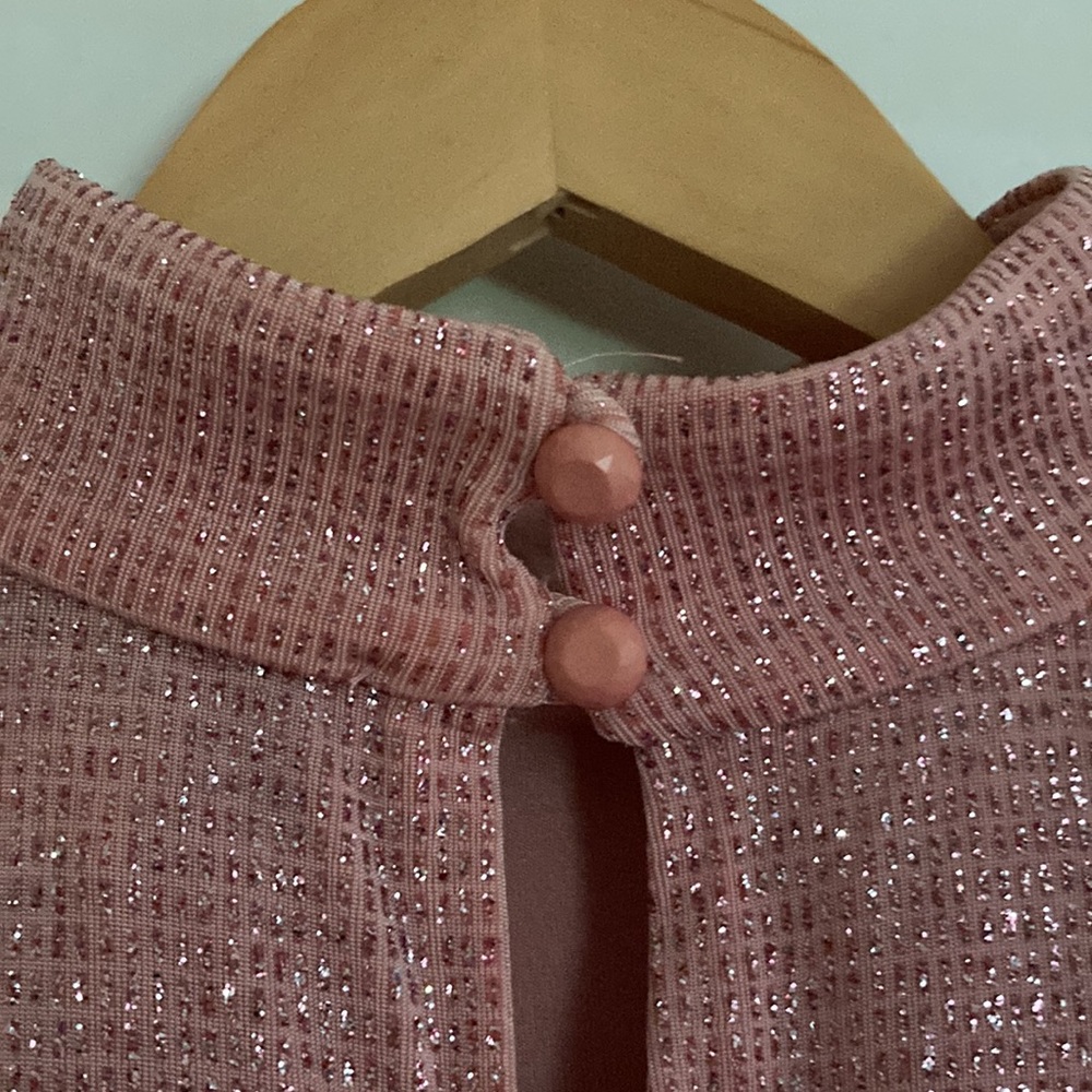 Pink, sleeveless top with a lot of sparkle. - Picture 4 of 7